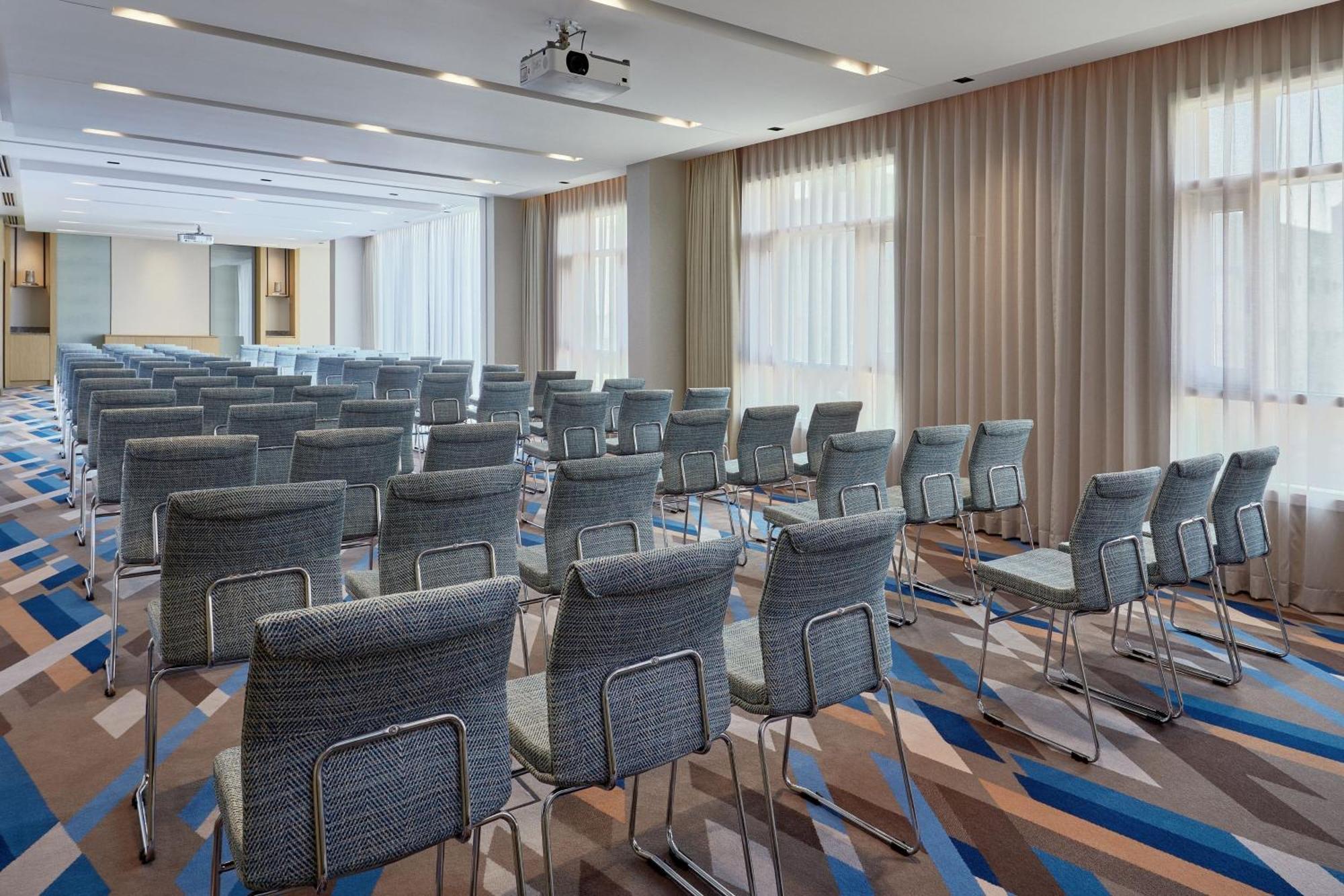 Courtyard By Marriott Jubail Hotell Eksteriør bilde