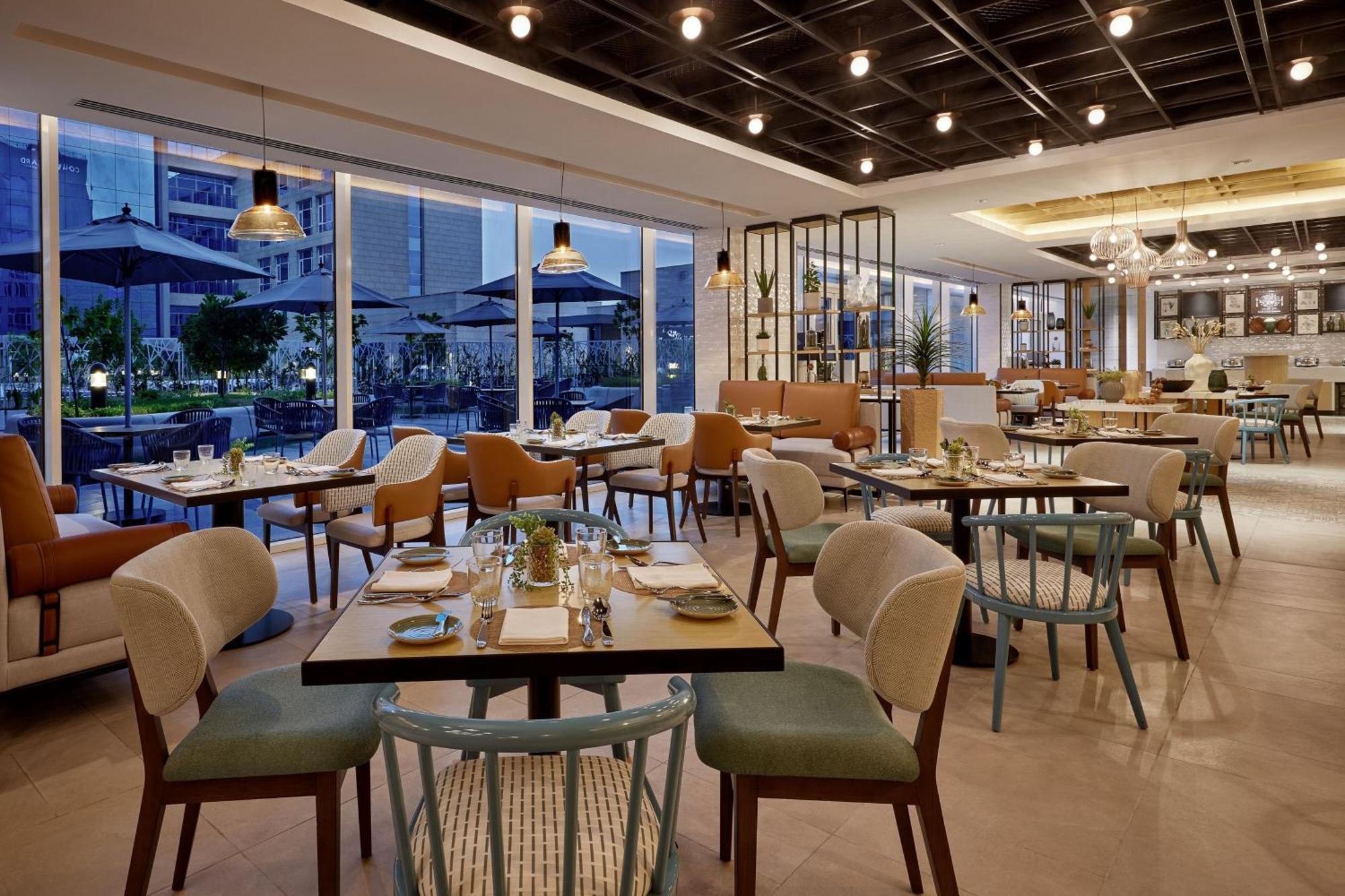 Courtyard By Marriott Jubail Hotell Eksteriør bilde